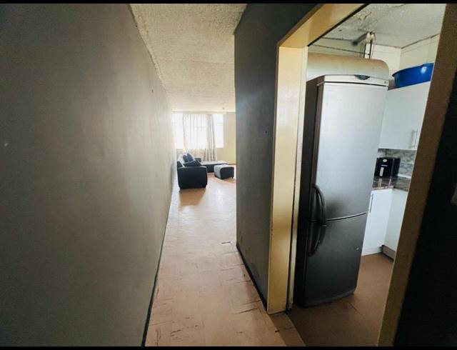 2 BEDROOM APARTMENT FOR SALE IN KWAGGASRAND